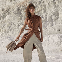 Numéro Huit - Textured Taupe