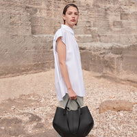Cyme - Textured Black