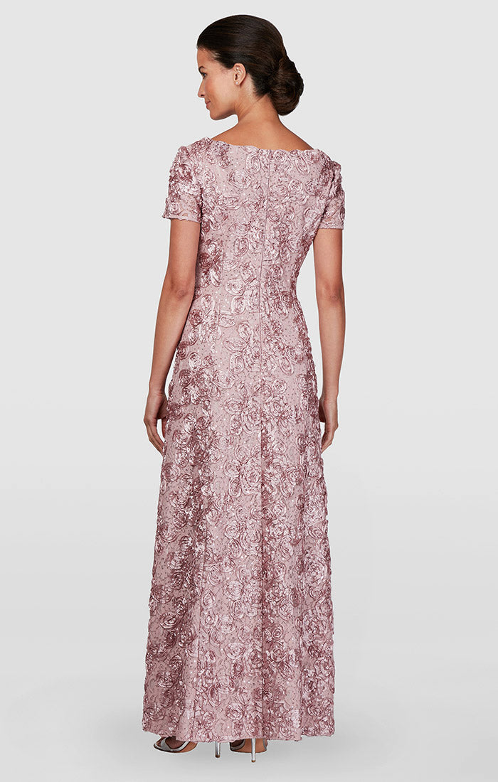 Plus - Evelyn Rosette Lace Long Gown