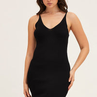 Black V Neck Kint Midi Dress